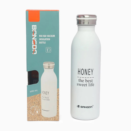 This 600ml insulated thermos bottle, made of durable stainless steel, keeps drinks at the perfect temperature. Sleek, stylish, and perfect for any occasion on the go.