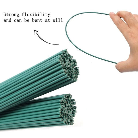 Enhance your DIY projects with our green floral wires. This pack of 10, 40cm wires is strong, flexible, and perfect for creating stunning floral arrangements.