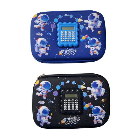 The Space 3D Pencil Case combines fun and function! With a built-in calculator and spacious interior, it's perfect for keeping school supplies organized on the go.